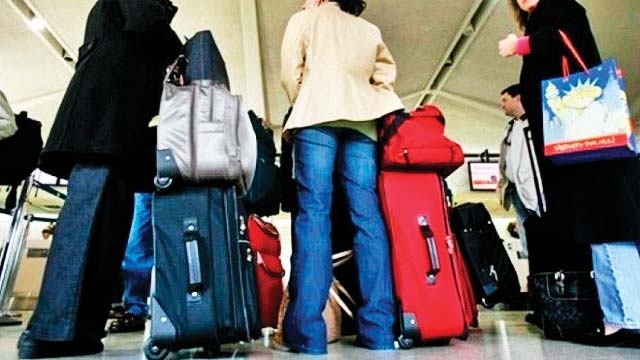 Restrictions on carrying more than 40 kg of luggage in train