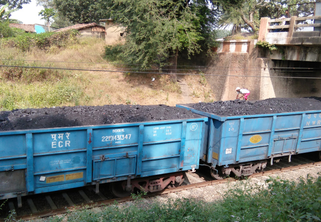 coal theft from frieght train