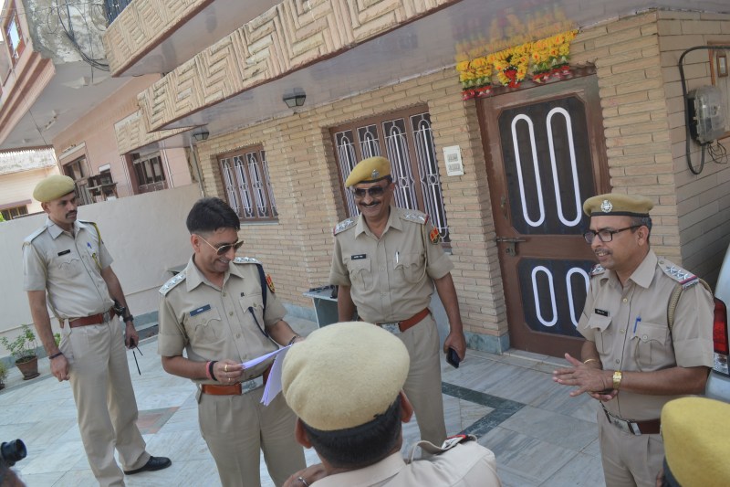 police start searching for doctors in ajmer