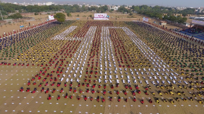 record established of mass yoga in jodhpur