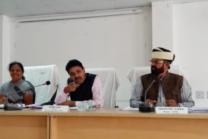 Minister Dhan Singh rawat