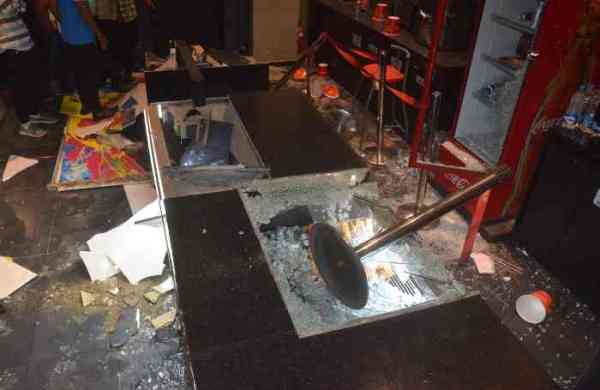 तोडफ़ोड़