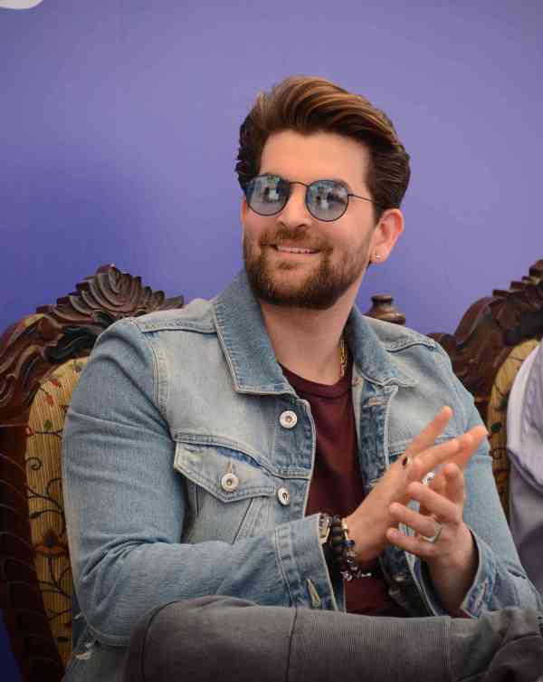 Neilnitin Mukesh