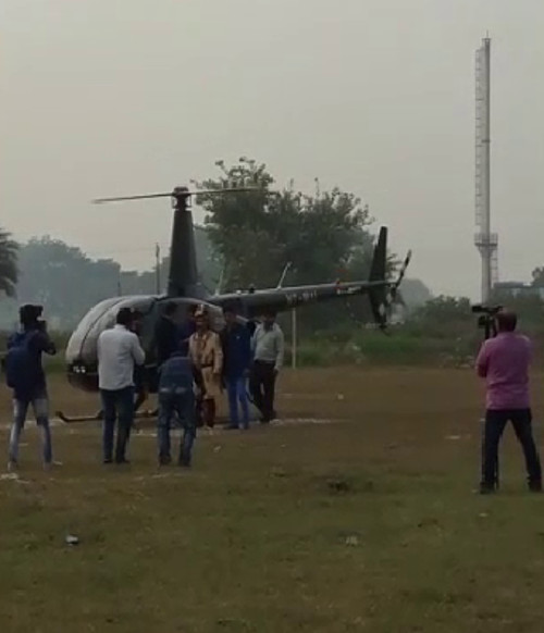 Shah Rukh Khan married and bride arrived home from helicopter
