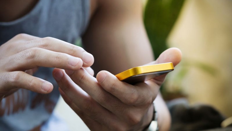 मोबाइल इंटरनेट यूजर