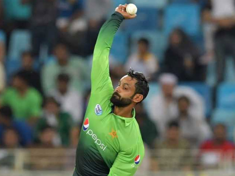 ICC bans Mohammad Hafeez from bowling in international cricket