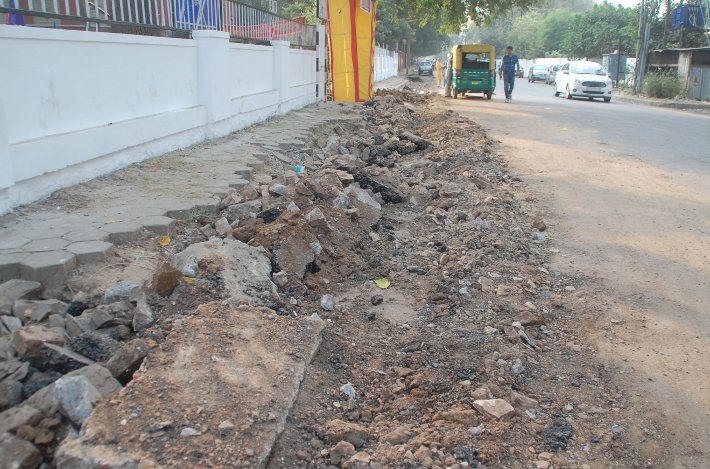 Pipeline, New roads, Bad roads, Accidents, Sanjay Gandhi Nagar,Vigyan nagar , Municipal Kota, Public disturbance, Deputy Mayor Sunita Vyas,, Kota, Kota Patrika, Kota Patrika News, Rajasthan Patrika