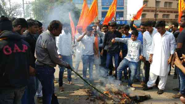 theater will burn if will run padmavati