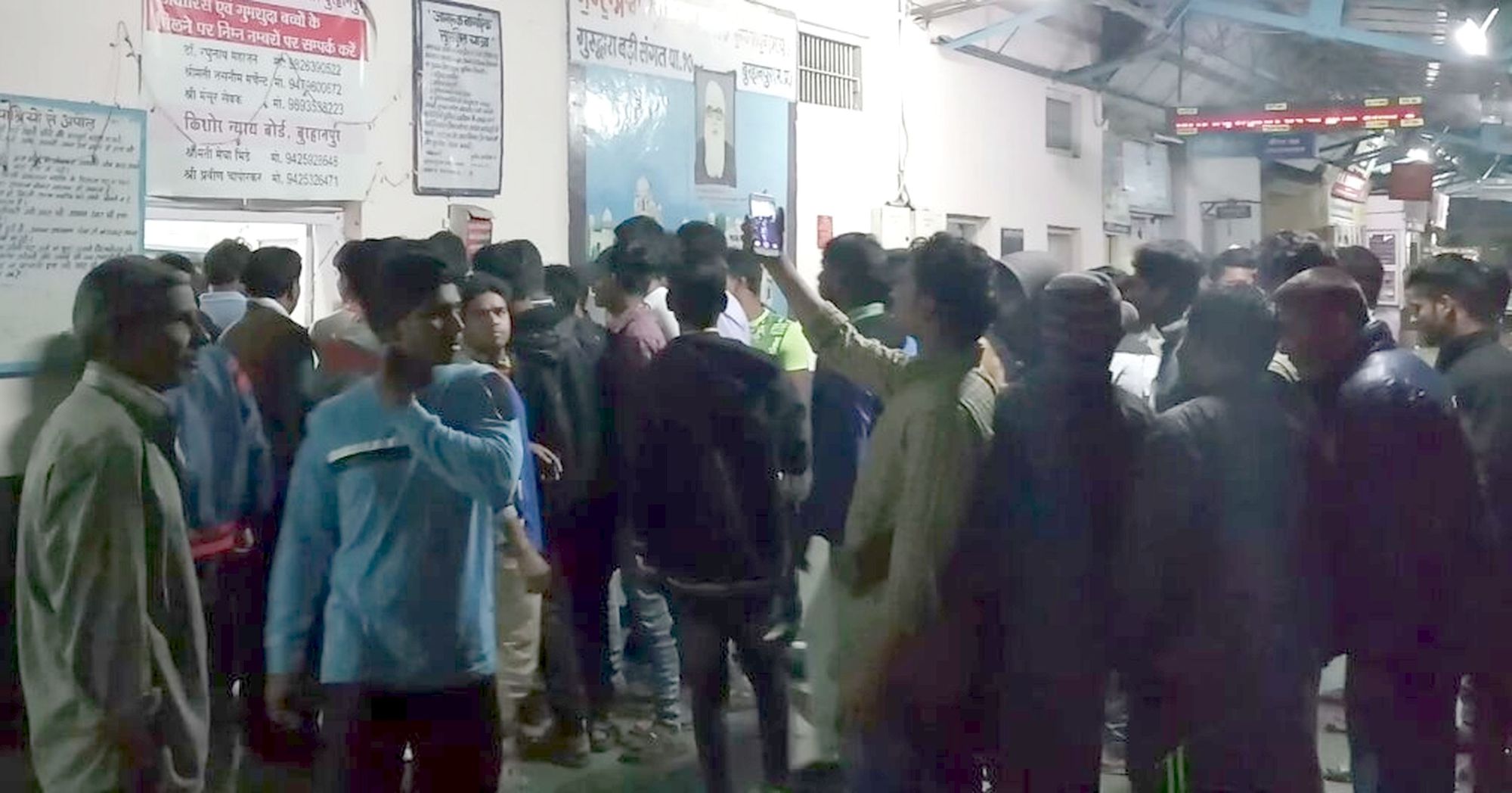Rampage at railway station, case against RPF junking vendor