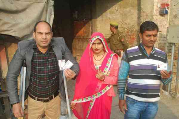 Nikay Chunav Voting Live 