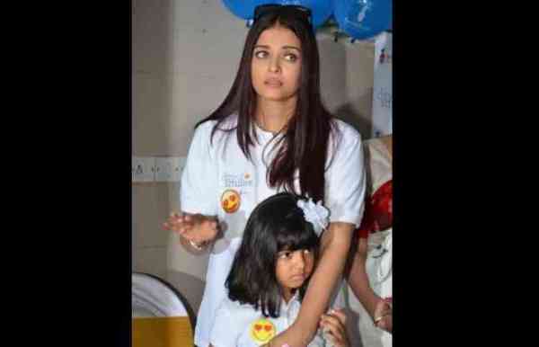 Photos: फोटोग्राफर्स ने की ऐसी हरकत, हॉस्पिटल से रोते हुए बाहर निकलीं ऐश्वर्या रॉय