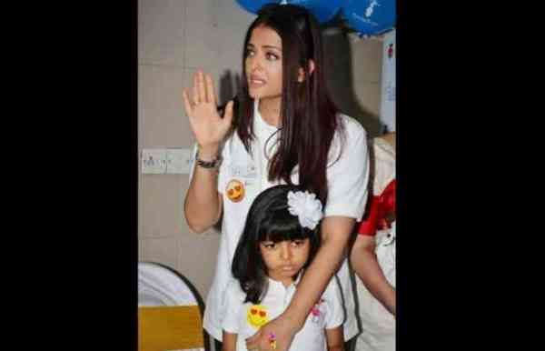 Photos: फोटोग्राफर्स ने की ऐसी हरकत, हॉस्पिटल से रोते हुए बाहर निकलीं ऐश्वर्या रॉय