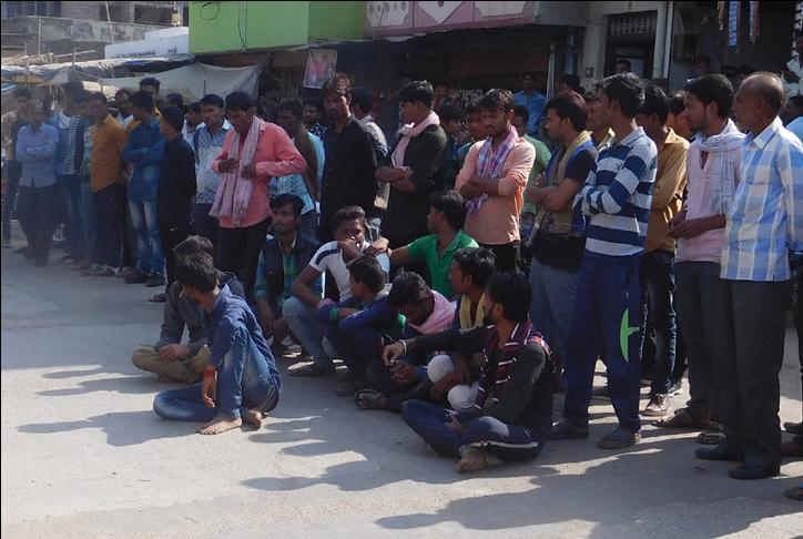 आक्रोशित परिजनों ने किया हंगामा