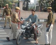Blockade, kota police, Police investigation, Police department, Theft, Thief, Team formed, Police inquiry, Claim, Superintendent of police, Police teams, Crime, Kota, Kota Patrika, Kota Patrika News, Rajasthan Patrika