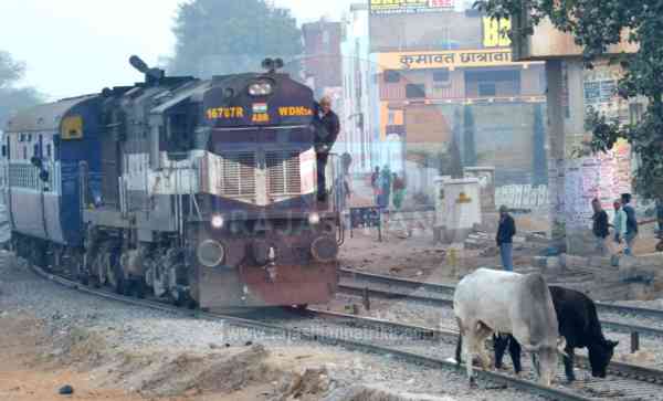 sikar sand train news