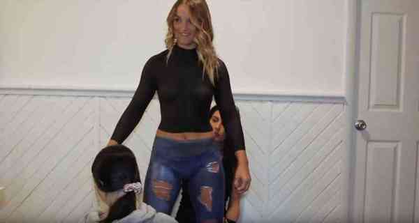 model seen in the mall without wearing clothes