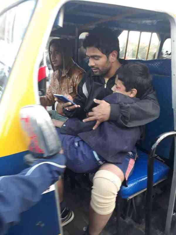 school auto and bus accident images udaipur