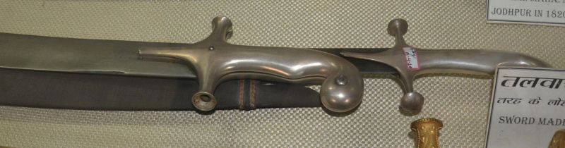 alwar muesuem has two swords in one sheath