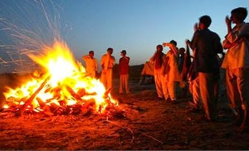 Open Court again at 8 oclock allowing the prisoners funeral khandwa