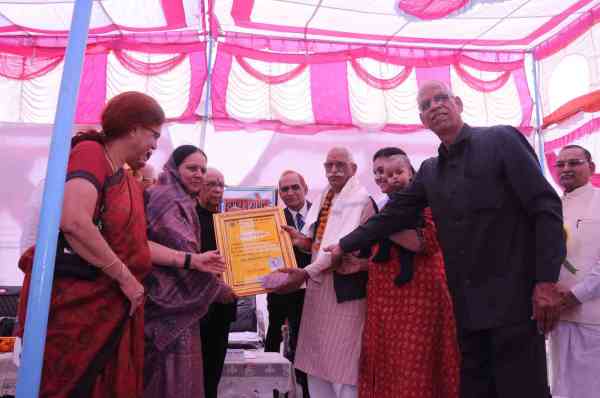 Shreechhoti Khatu Hindi Library Organized literature honors ceremony