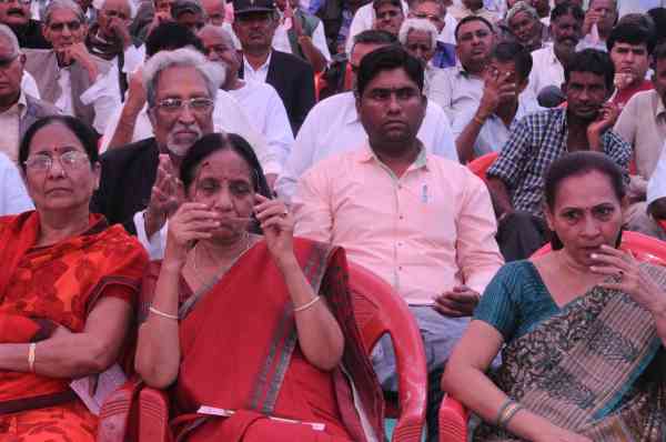 Shreechhoti Khatu Hindi Library Organized literature honors ceremony