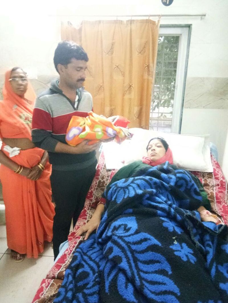 The loose cotton pad in the womans private part in delivery of these