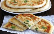 cheese naan