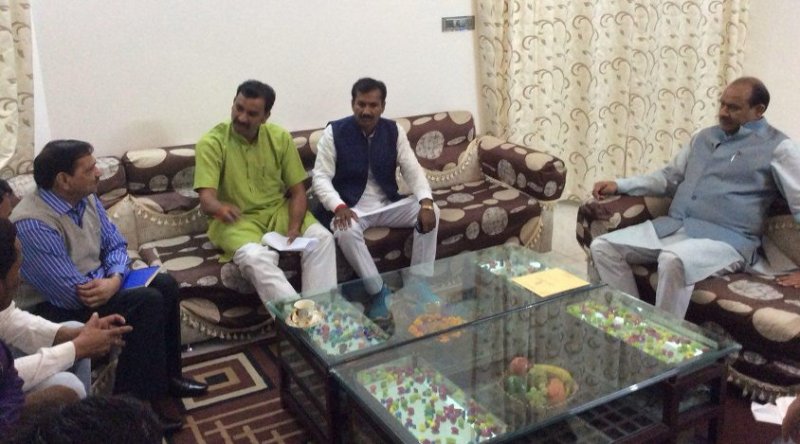 MP Om Birla, Power cuts, Power corporation, Review meeting, Power supply, Irrigation, Power corporation officer, Food minister, Farmer, Minister of State for Energy Pushpendra Singh, Irrigated and uninfected areas, Positive changes, Annadata tears, Kota, Kota Patrika, Kota Patrika News, Rajasthan Patrika