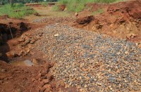 Mounting stones from the mountains dug from the ground