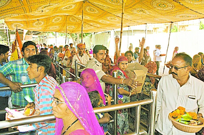 Mata Rani Bhatiyani temple