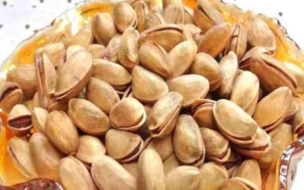 Pista benefits in Hindi