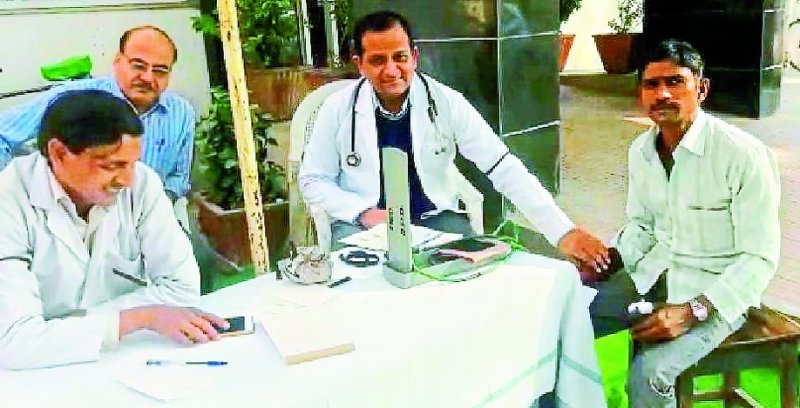 Serving doctor, work boycott, tent, doctor leader, operation and recruitment, MBS hospital, JK loan, new medical college hospital, ESI hospital, Rampura dispensary, medical department, health department, Doctor,