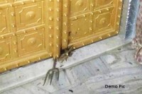 theft in Durga tample