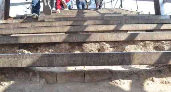 pics of Bridge in bad condition