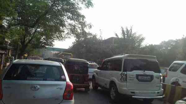 Traffic Jam in Kashi