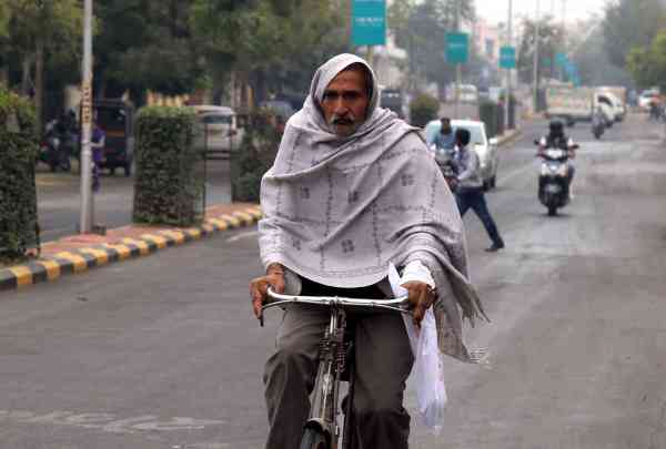 udaipur winter weather images