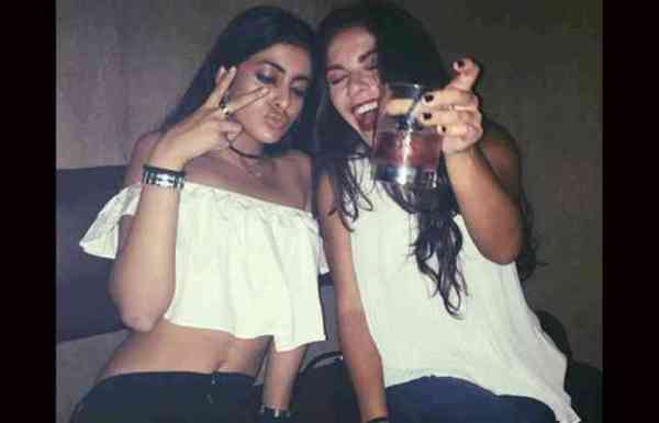 20 बरस की हुई अमिताभ बच्चन की नातिन नव्या नवेली, दिखती हैं इतनी ग्लैमरस, देखें तस्वीरें