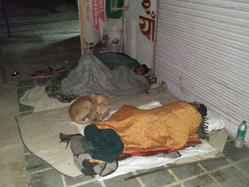 Winter sleeps in laborer open sky