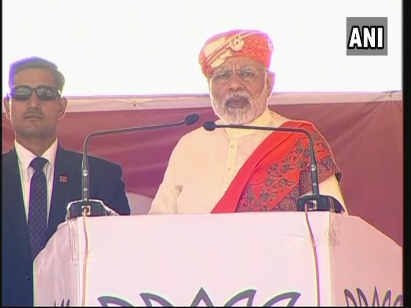 Rahul Gandhi,pm modi,Gujarat elections,congres gujarat,Gadar Gujarat ka