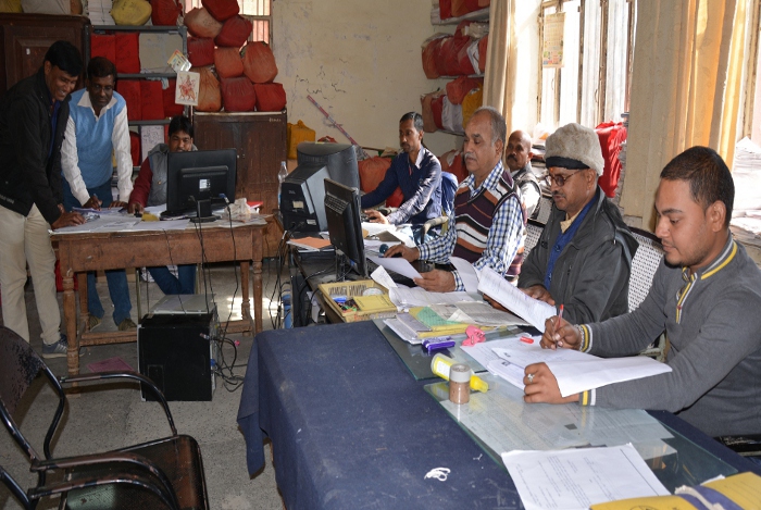 Municipal corporation by election in rajasthan,municipal corporation by election in baran,local body election in baran,political tricks in local body election in rajasthan,local body chairmen election in baran,counting for by election in baran,meetings in baran local body election,meeting for baran local body chairmen election