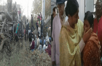 family member cry with anupria patel who visit hospital after accident