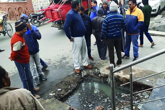 three children fell down in street Channel