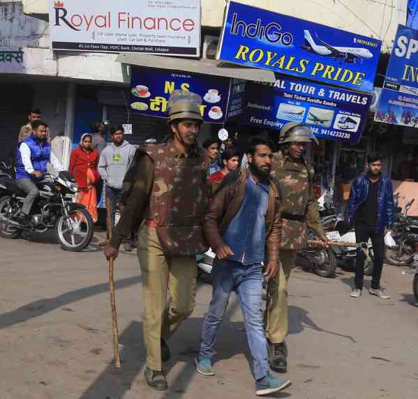 lathicharge and riot in udaipur