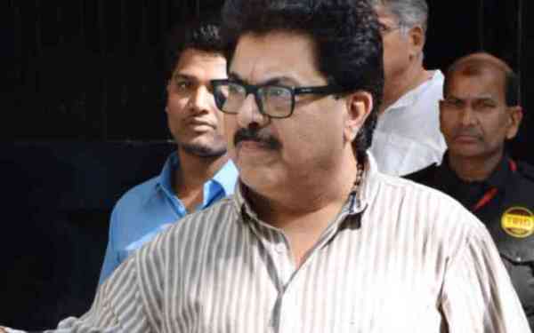 परेश रावल, अभिषेक बच्चन से लेकर इन सभी सितारों ने किया नीरज वोरा को विदा, देखें तस्वीरें