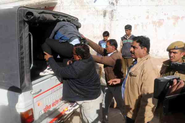 Fathepur Lathi Charge