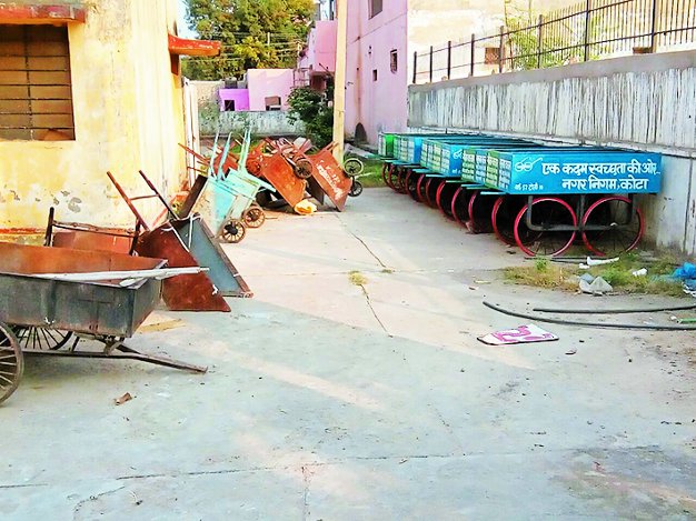 Tender canceled, Garbage transportation tender, Tracheting ground, Tender conditions, Transport, Objection, Mayor Mahesh Vijay, Garbage transportation resources, Municipal Kota, Tender process, Kota, Kota Patrika, Kota Patrika News, Rajasthan Patrika