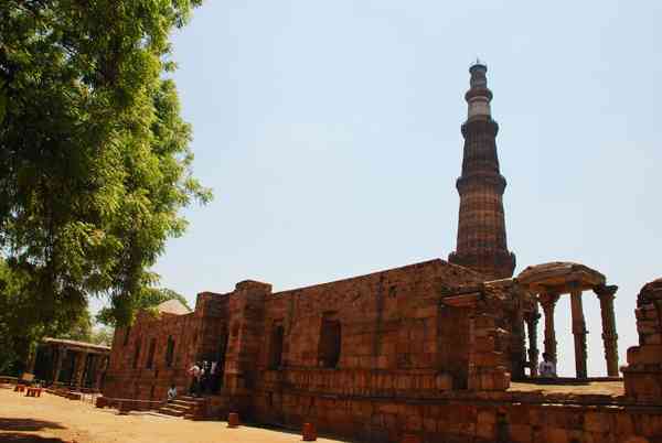 Qutab minar tourism
