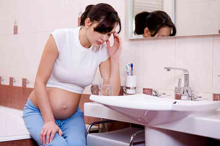 control-the-vomiting-during-pregnancy-1