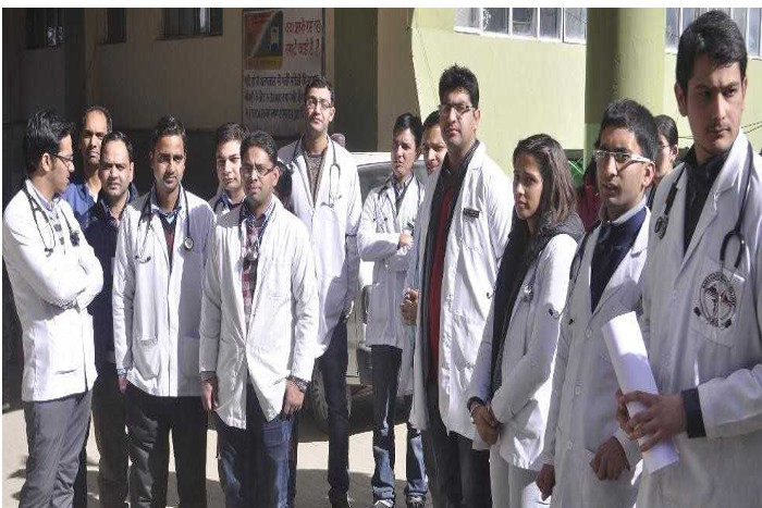 Doctors not afraid of High Court orders and Strike continues in Rajasthan