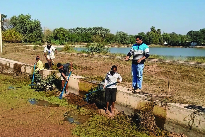 cleaning start in water works tank